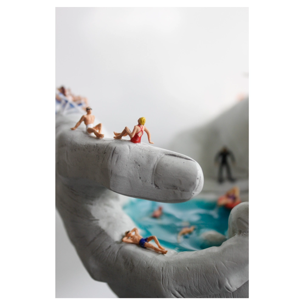 Hand pool - Juanita Martínez